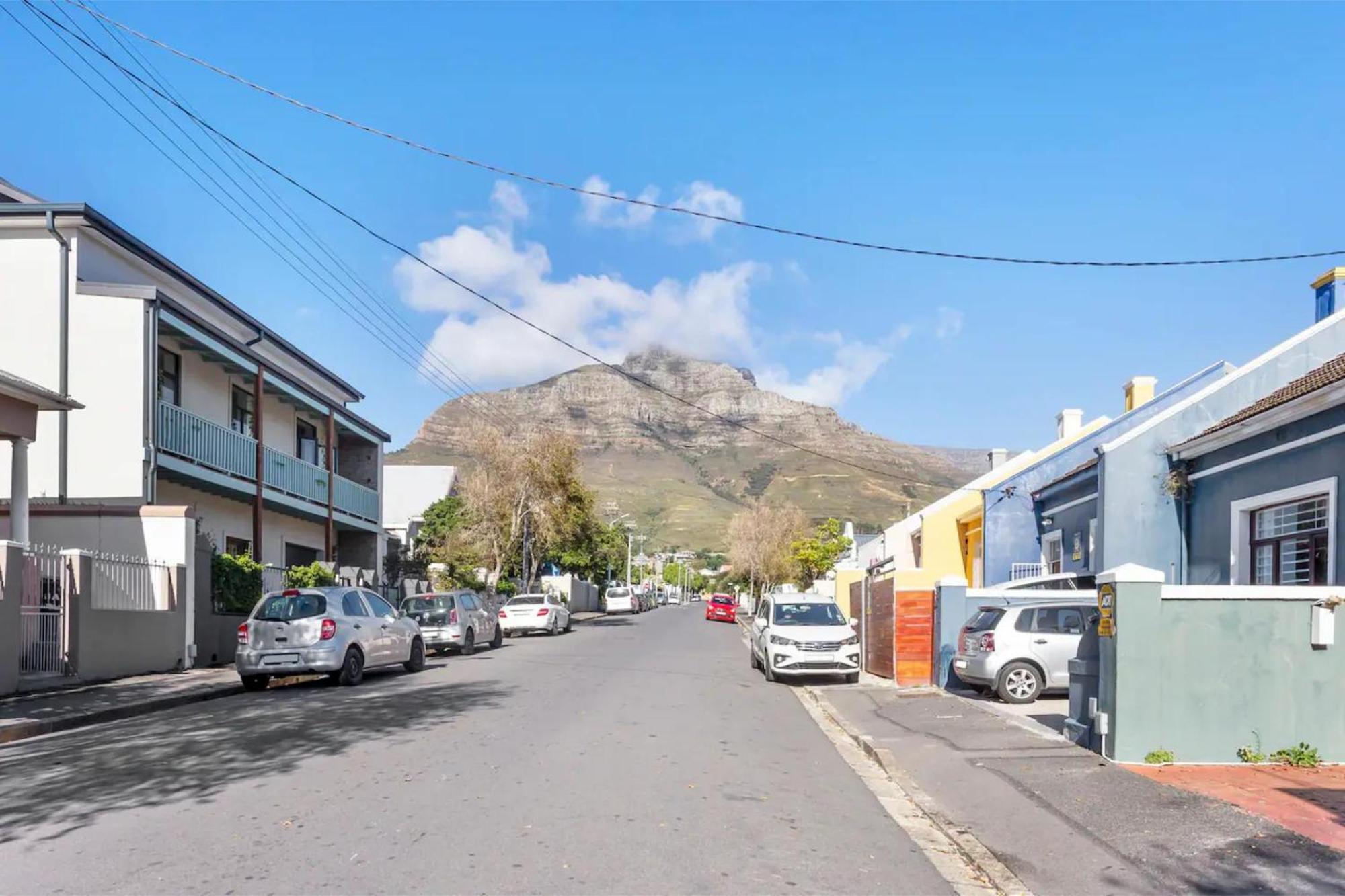 Serene Flat For 2 Woodstock * Cape Town